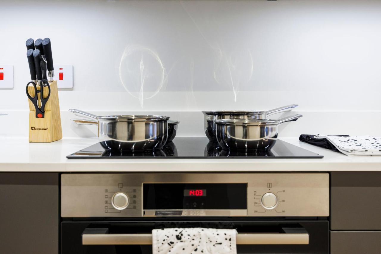 Luxury Spacious 2 Bed Apartment, London - Sk Zewnętrze zdjęcie